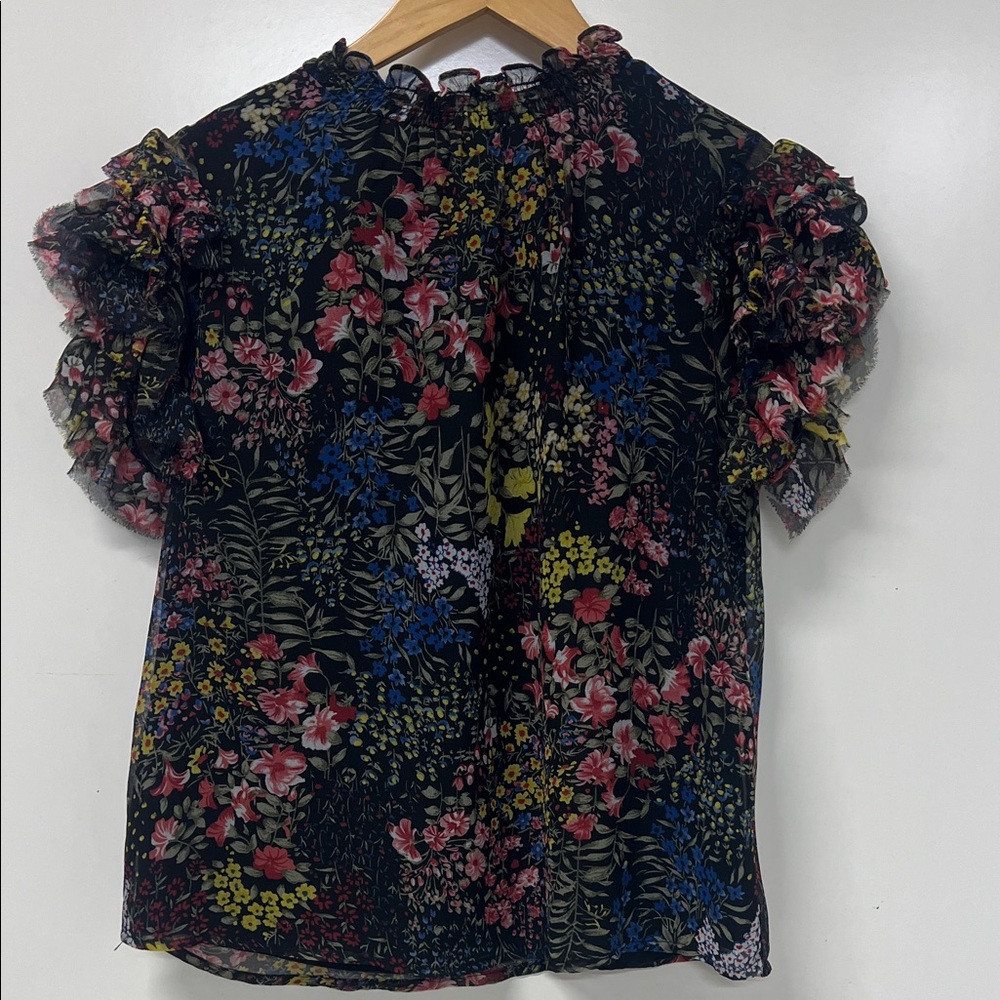 Anna Rae Floral Blouse, Ruffles, Lined, Cap/Short Sleeve w/ Raw Edge, Small